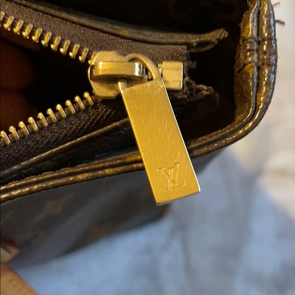 SOLD Authentic Louis Vuitton handbag - Picture 8 of 13